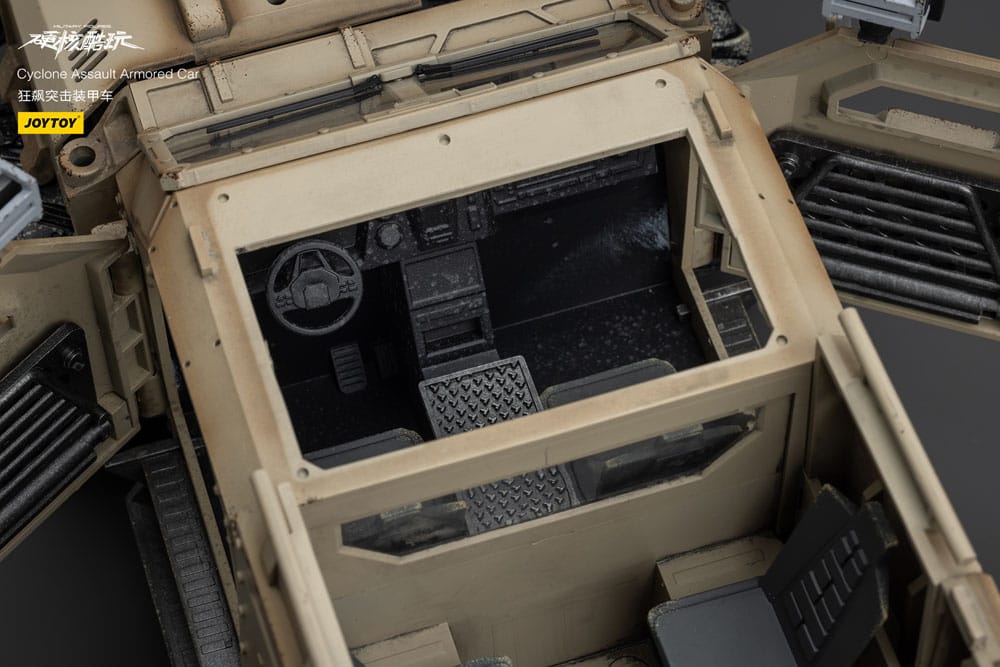 Hardcore Coldplay Fahrzeug 1/18 Cyclone Assauit Armored Car