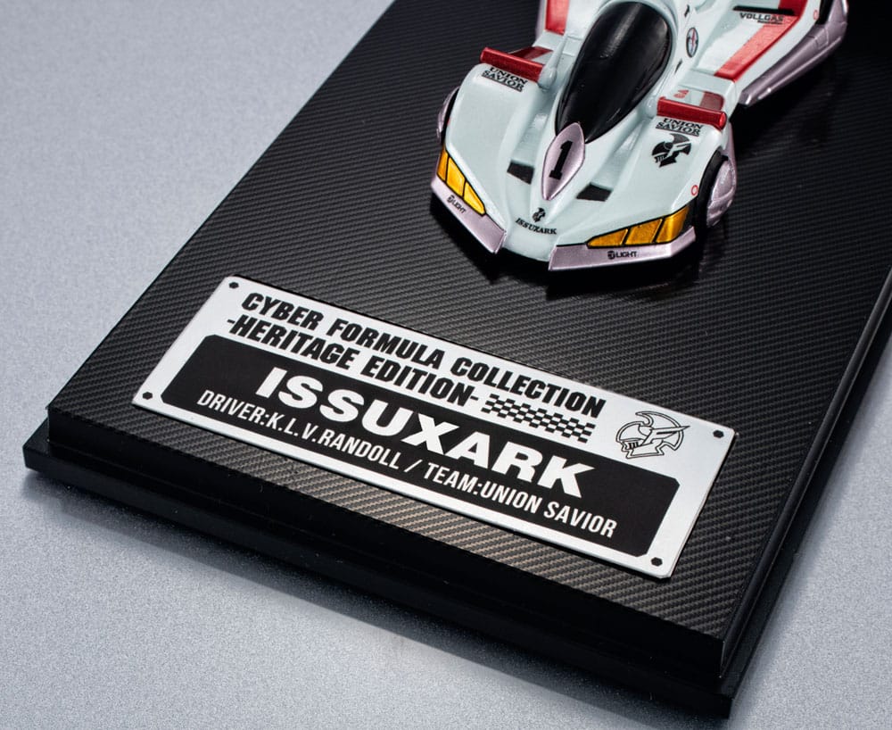 Future GPX Cyber Formula Fahrzeug 1/18 Issuxark Heritage Edition 14 cm