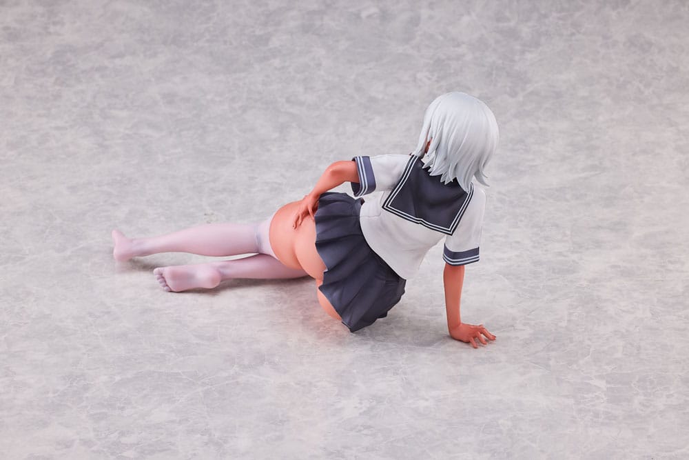 World Where the Thickness of a Girl's Thighs is Equal to Her Social Status Statuen 1/5 Raura Aiza & Iroha Shishikura 14 cm