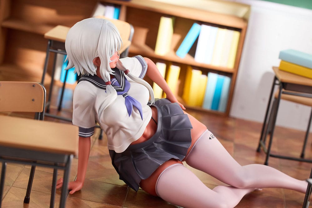 World Where the Thickness of a Girl's Thighs is Equal to Her Social Status Statuen 1/5 Raura Aiza & Iroha Shishikura 14 cm