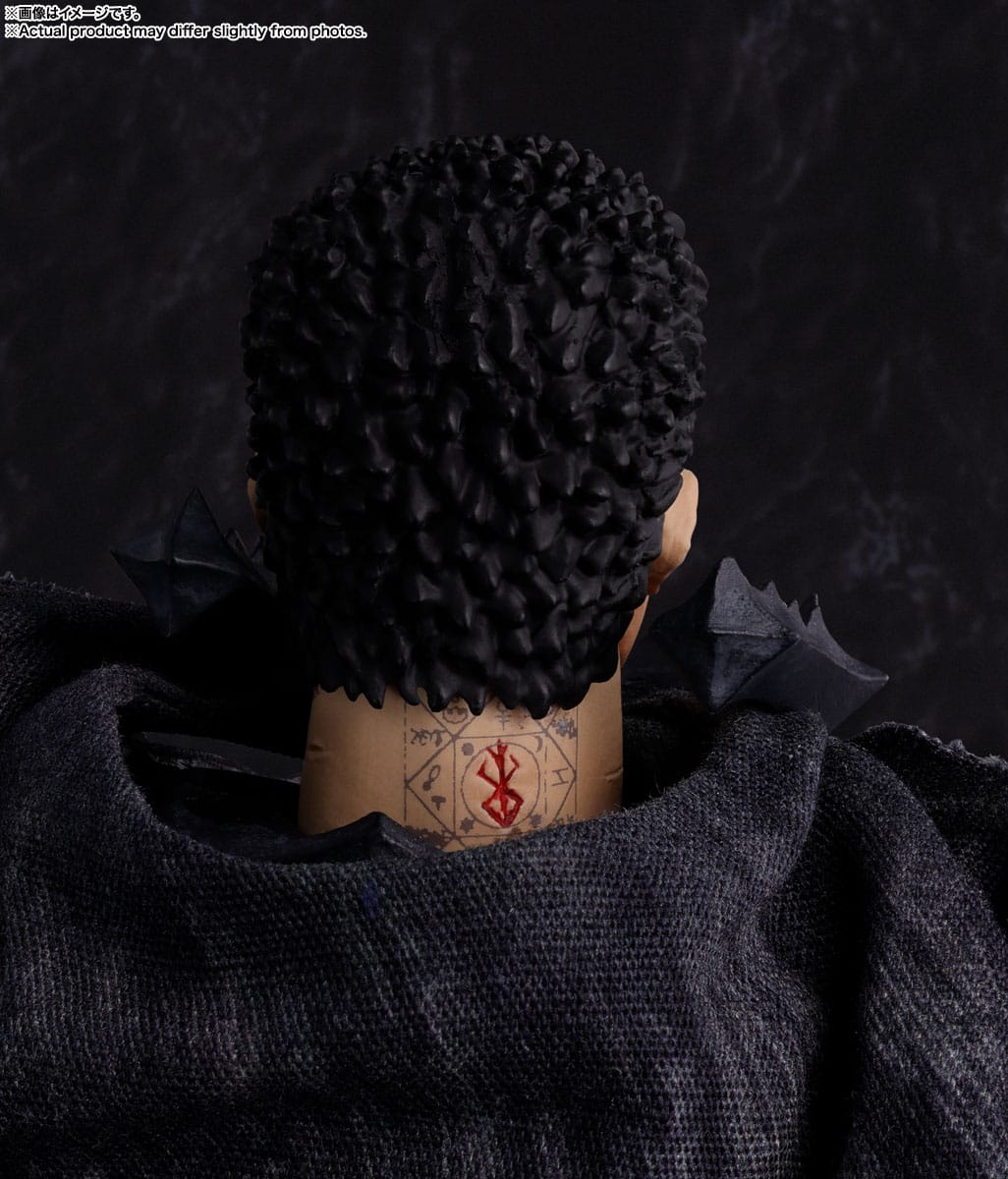 Berserk S.H. Figuarts Actionfigur Guts (Berserker Armor) 16 cm