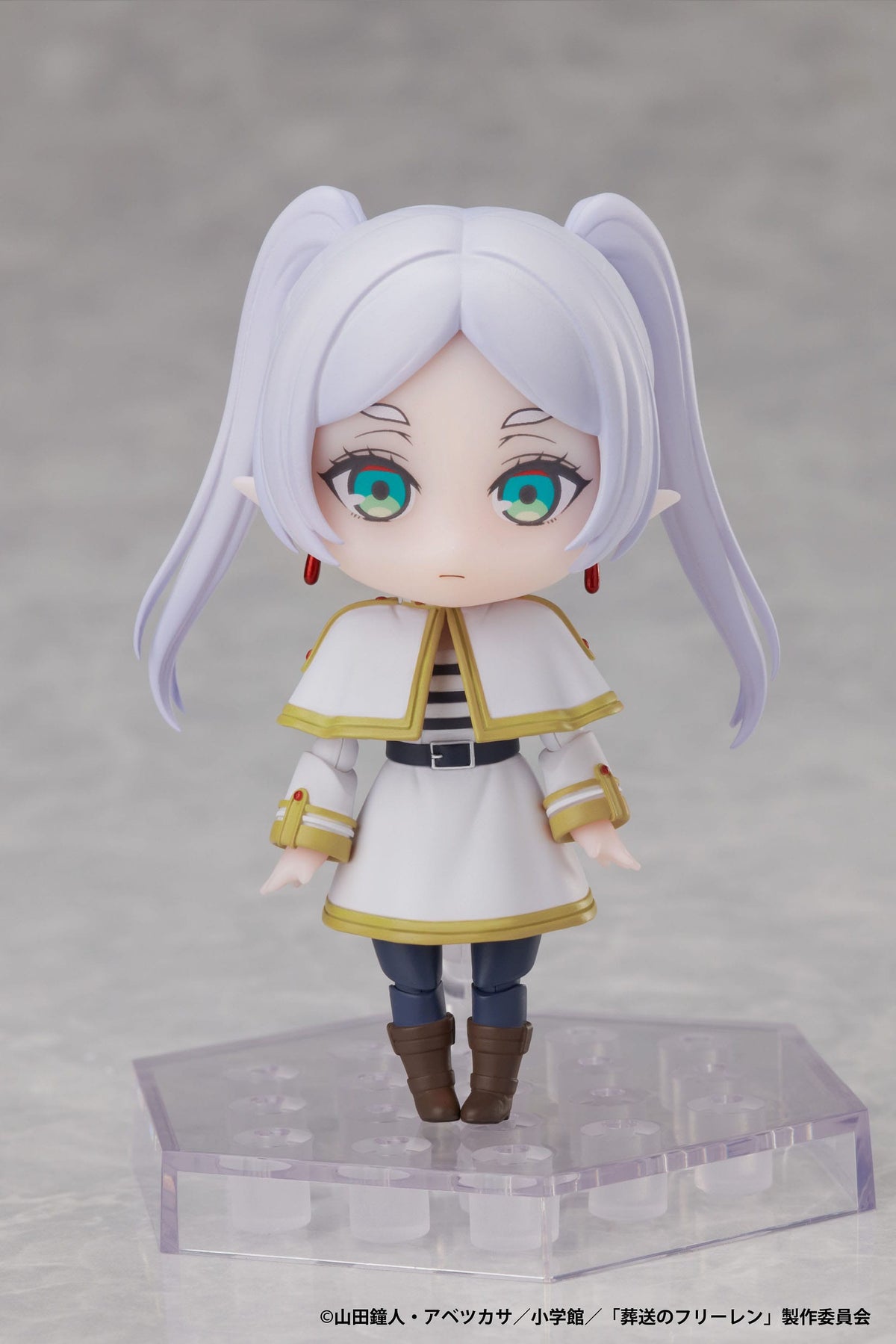 Frieren: Beyond Journey's End Dform Actionfigur Frieren 9 cm