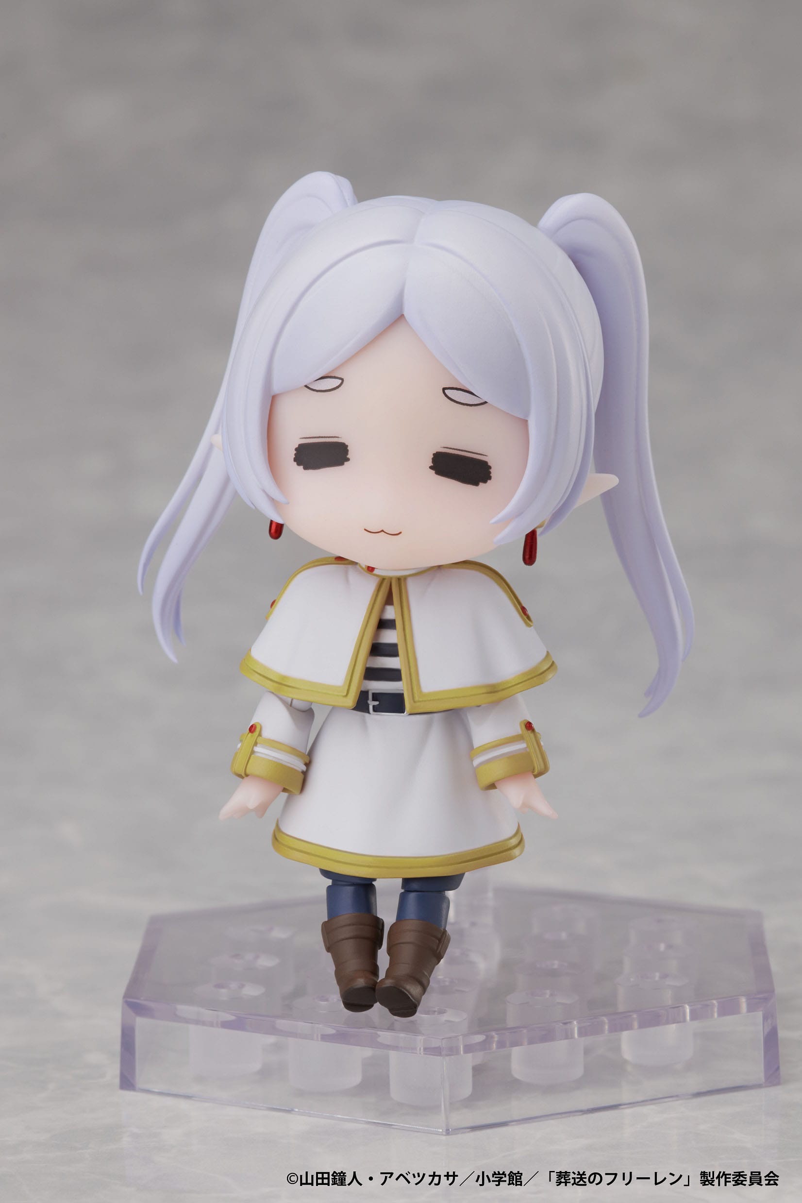 Frieren: Beyond Journey's End Dform Actionfigur Frieren 9 cm