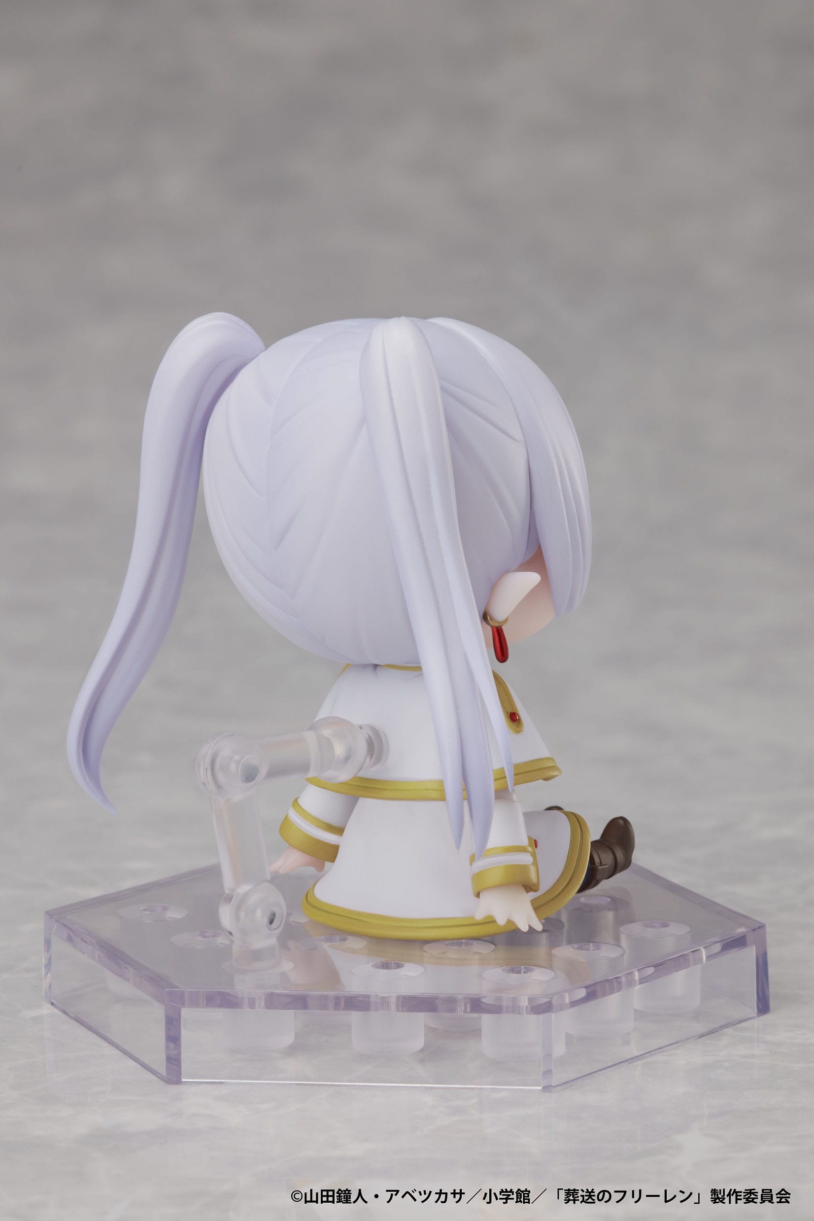 Frieren: Beyond Journey's End Dform Actionfigur Frieren 9 cm