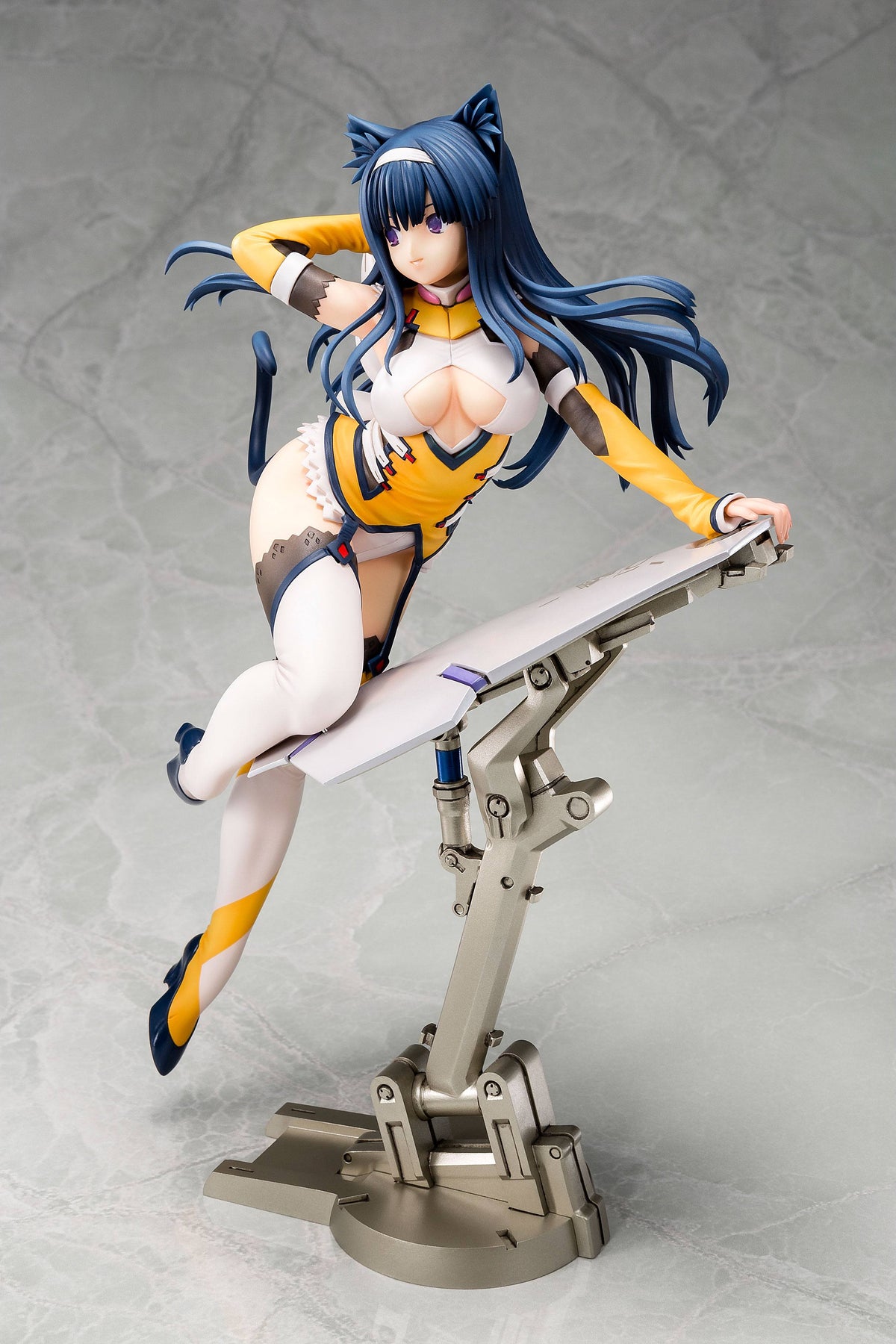 Ulthar no Yuuutsu PVC Statue 1/8 Mike Ranjenu Nora 25 cm