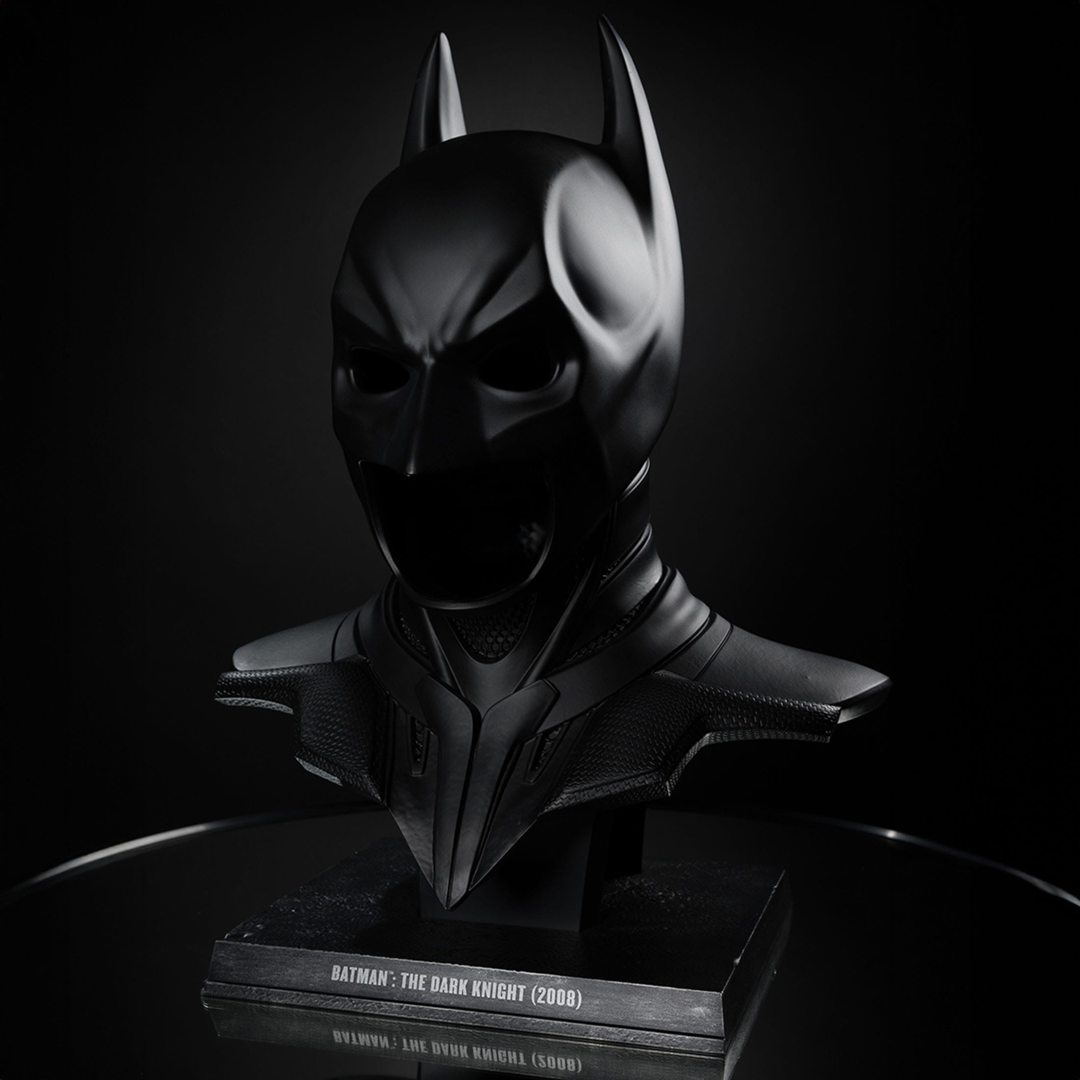 The Dark Knight DC Direct Replik 1/1 Batman Maske 54 cm