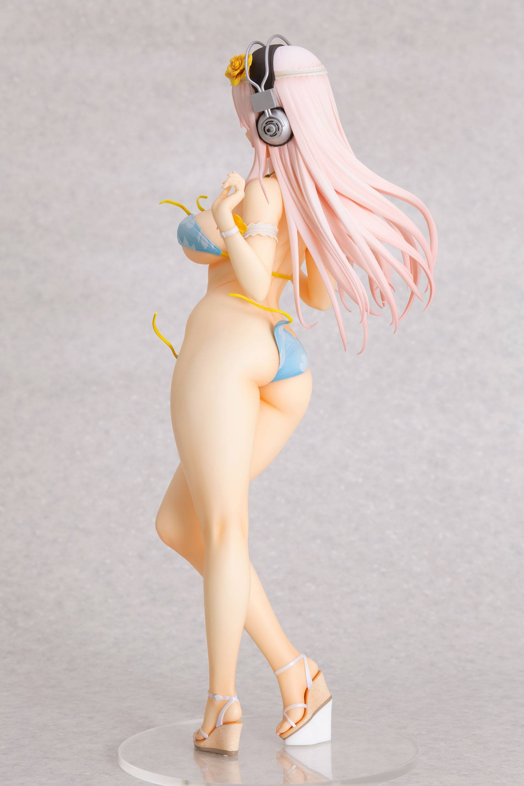 Super Sonico PVC Statue 1/4.5 Super Sonico Summer Vacation Ver. 35 cm DAP