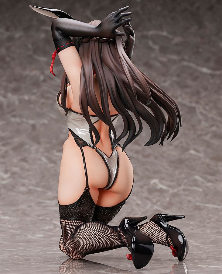 Creators Opinion PVC Statue 1/4 Sana Bunny Ver. 30 cm