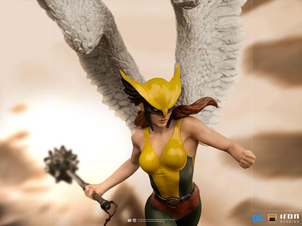 DC Comics Deluxe Art Scale Statue 1/10 Hawkgirl 36 cm