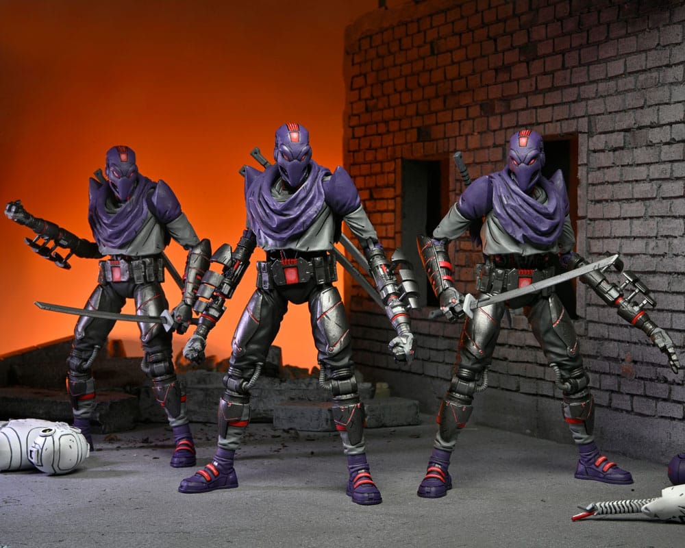 Teenage Mutant Ninja Turtles: The Last Ronin Actionfigur Ultimate Foot Bot 18 cm