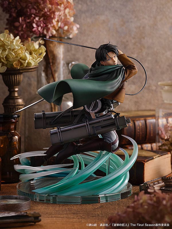 Attack on Titan PVC Statue 1/6 Humanity's Strongest Soldier Levi 23 cm