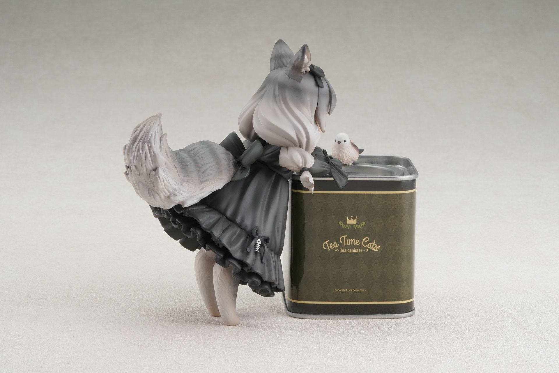Decorated Life Collection PVC Statue Tea Time Cats Li Hua 13 cm