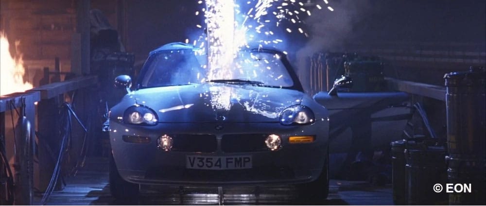 James Bond Modellbausatz Geschenkset BMW Z8