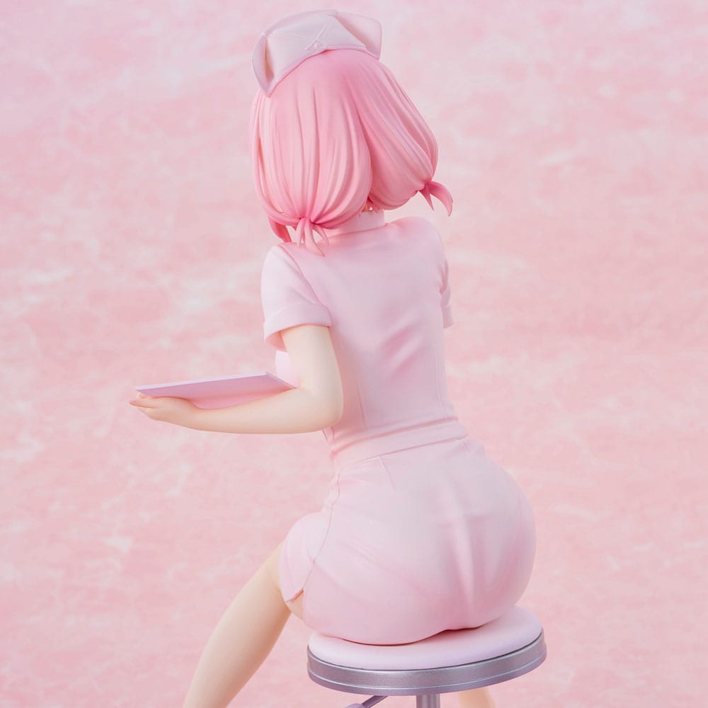 To Love-Ru Darkness Statue PVC Momo Belia Deviluke Nurse Cos 22 cm