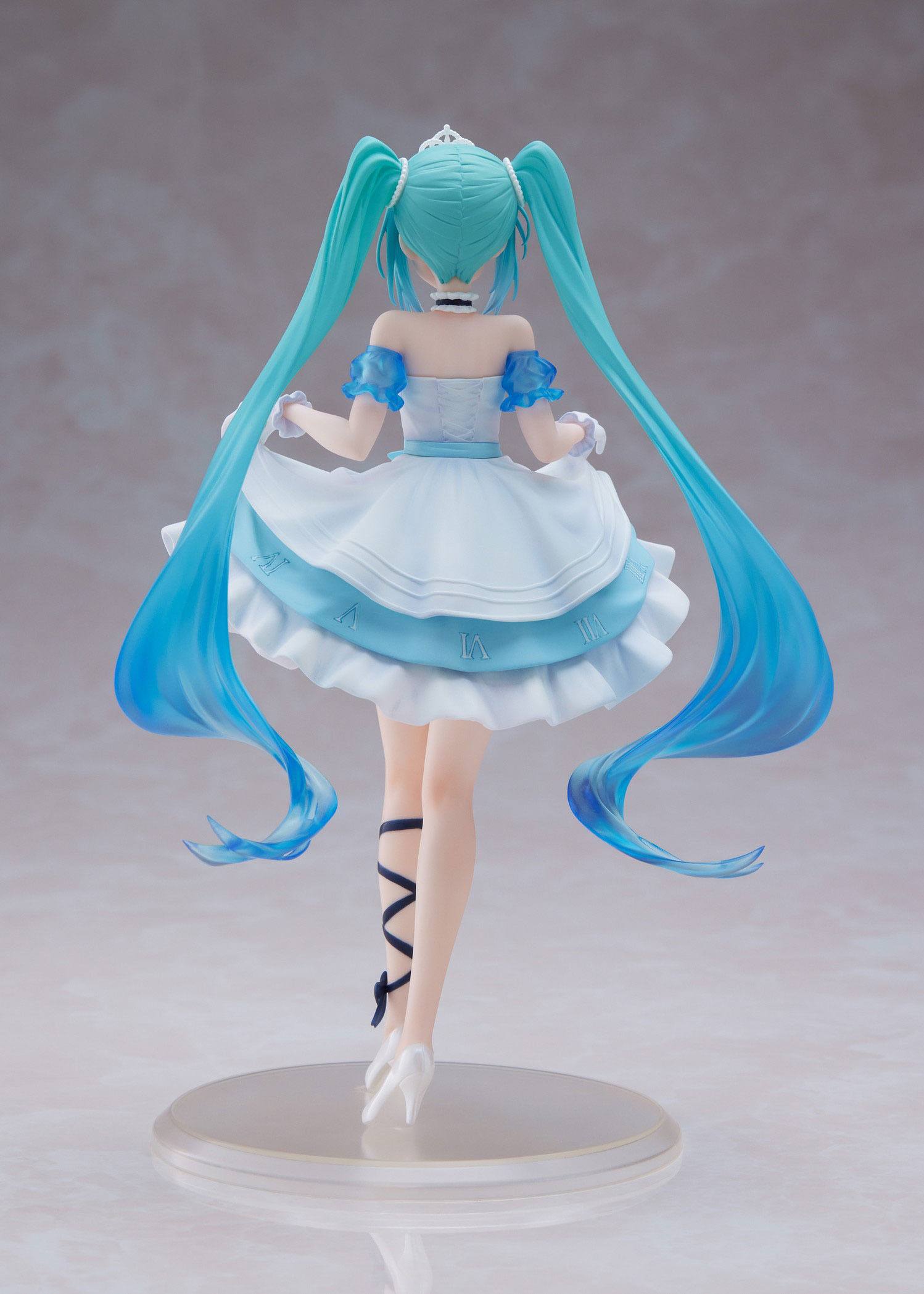 Hatsune Miku Wonderland PVC Statue Hatsune Miku Cinderella 18 cm