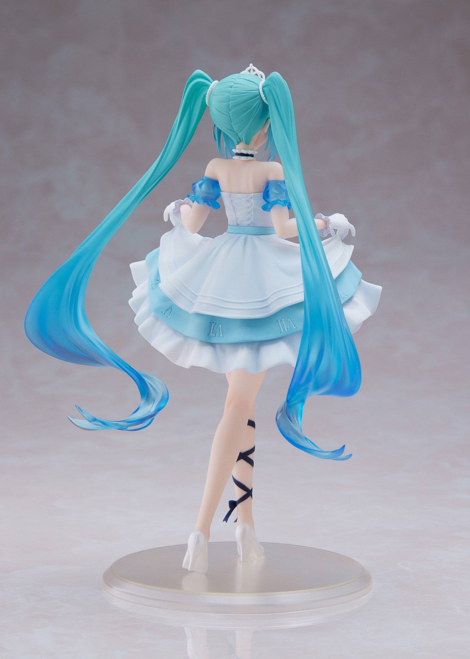 Hatsune Miku Wonderland PVC Statue Hatsune Miku Cinderella 18 cm