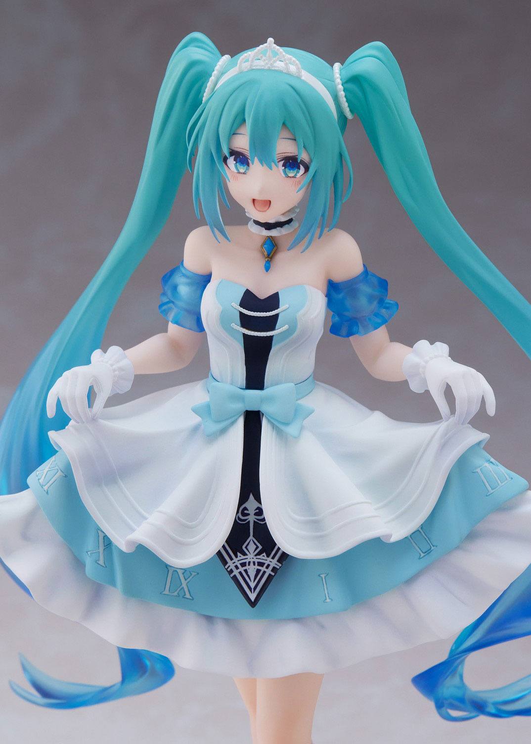 Hatsune Miku Wonderland PVC Statue Hatsune Miku Cinderella 18 cm